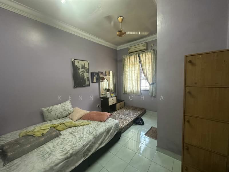 2-storey Terraced House for Sale in Masai (Johor) - Kennly Chia - Bedroom - PropertyGuru.com.my