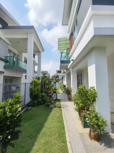 Semi-Detached House for Sale in Kajang (Selangor) - Alex Wong Weng Kit - PropertyGuru.com.my