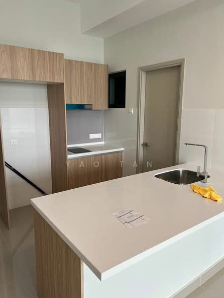 Condominium for Sale at Ara Sentral - Yao Tan - Kitchen - PropertyGuru.com.my