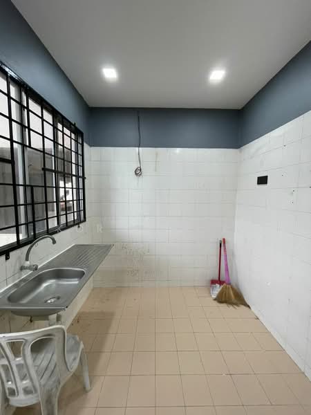Apartment for Rent at Baiduri Apartment - Kor Kok Tee - Kitchen - PropertyGuru.com.my