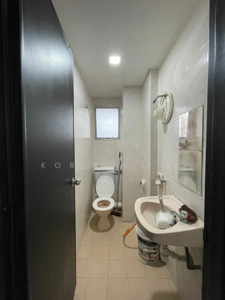 Apartment for Rent at Baiduri Apartment - Kor Kok Tee - Bathroom - PropertyGuru.com.my