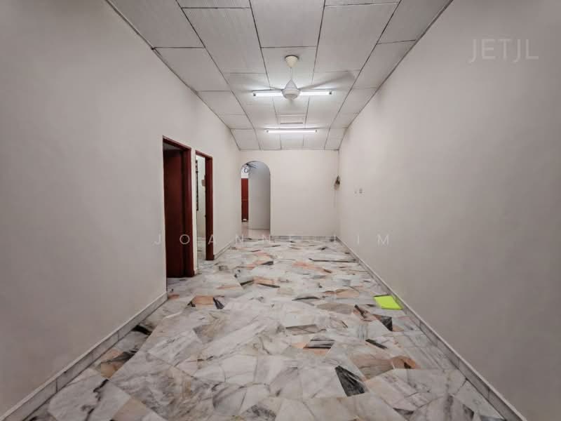 1-storey Terraced House for Sale in Port Klang (Pelabuhan Klang) (Selangor) - Joanne Lim - Interior - PropertyGuru.com.my