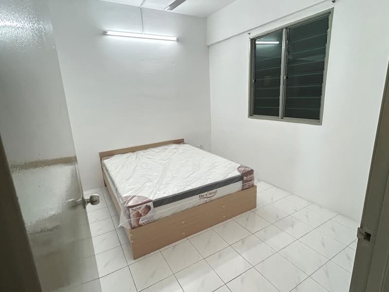 Apartment for Rent at The Rise Collection 2 - Hoy Meng - Bedroom - PropertyGuru.com.my