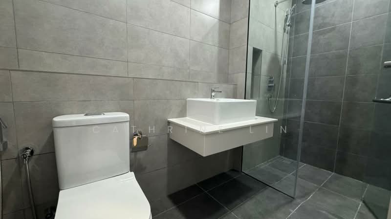 Servis Apartment untuk Dijual di SWNK Houze @ BBCC - Cathrine Lin - Bathroom - PropertyGuru.com.my