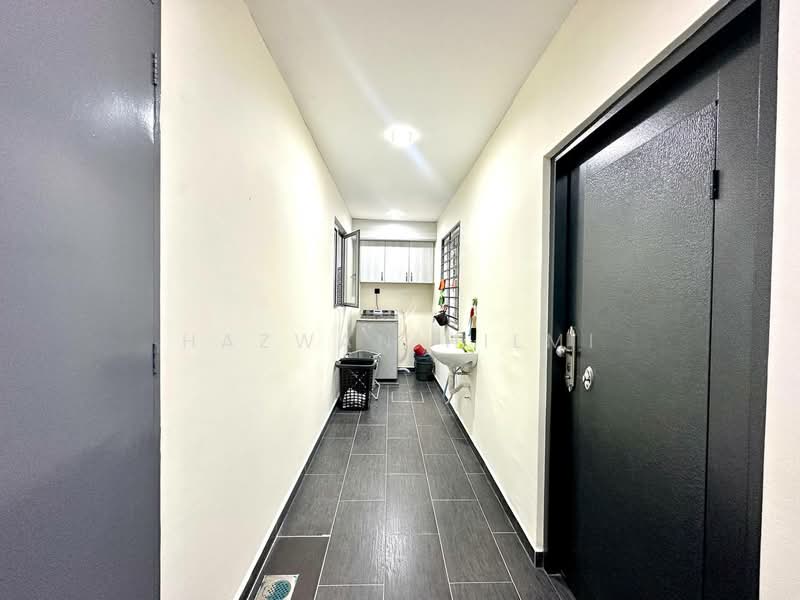 Terraced House for Sale in Alam Impian Ttdi (Shah Alam) - Hazwan Hilmi - Corridor - PropertyGuru.com.my