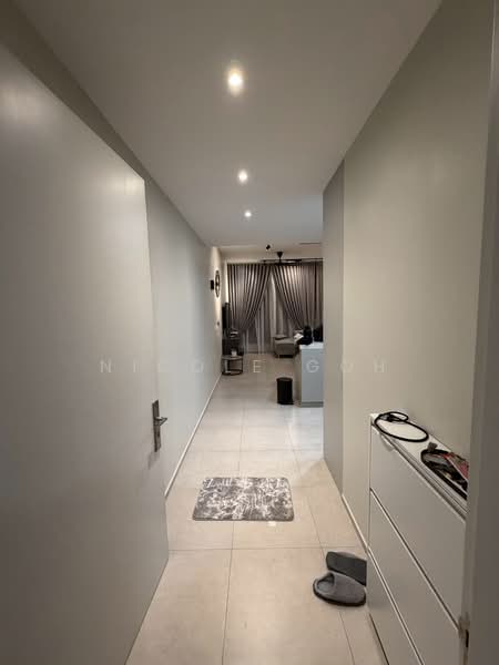 Condominium for Sale at EdgeWood Residences @ SkySanctuary - Nicole Goh - Corridor - PropertyGuru.com.my