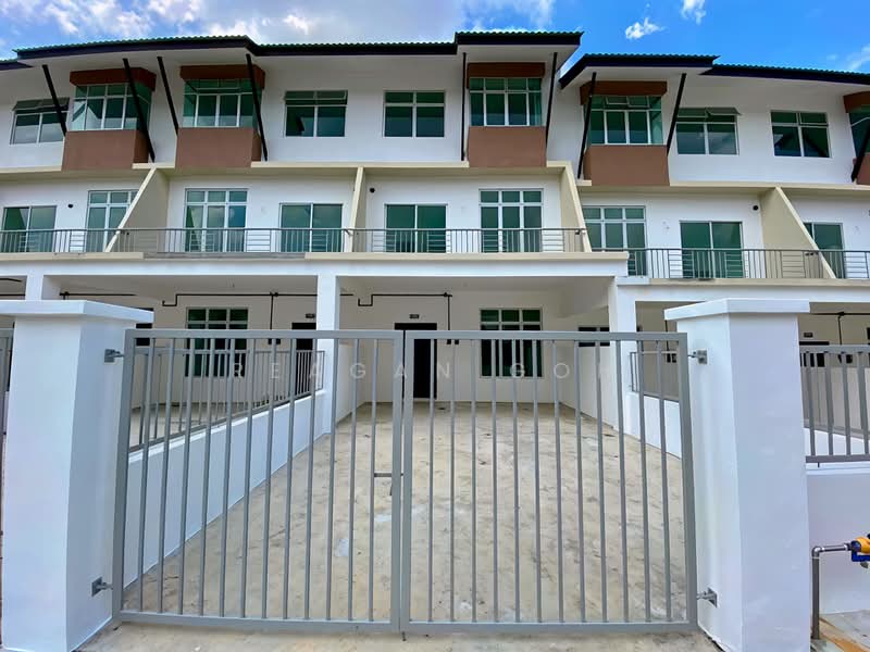 2.5-storey Terraced House for Rent in Taman Scientex Utama (Senai) - Reagan Goh - Exterior - PropertyGuru.com.my