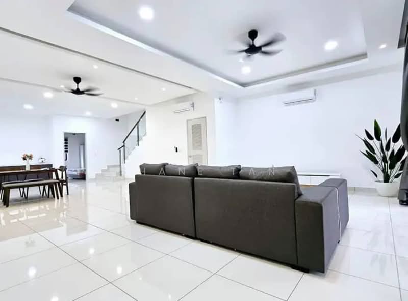 2-storey Terraced House for Sale in Seremban (Negeri Sembilan) - Shane Tan - Living Room - PropertyGuru.com.my