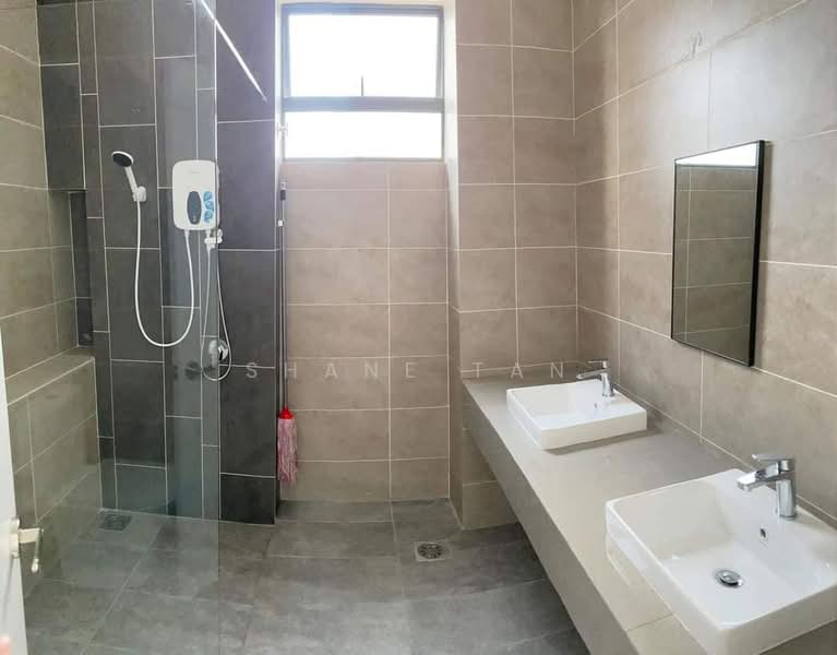 2-storey Terraced House for Sale in Seremban (Negeri Sembilan) - Shane Tan - Bathroom - PropertyGuru.com.my