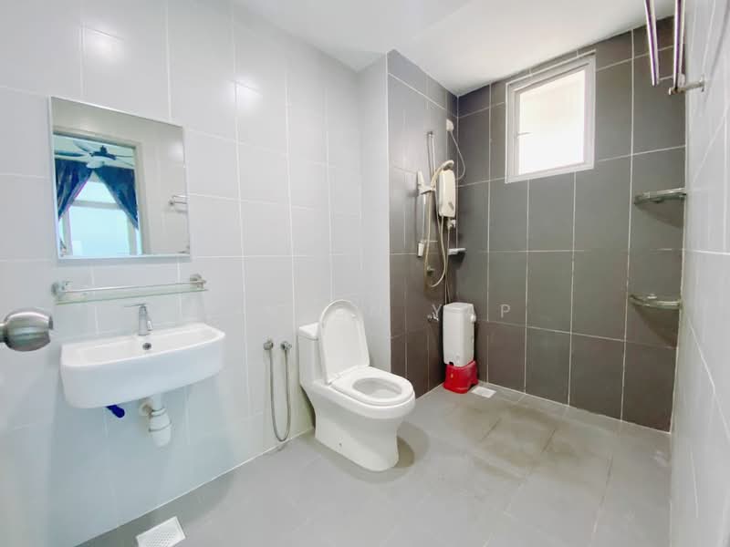 Service Residence for Sale at Pandan Residence 2 - Winson Yap - Bathroom - PropertyGuru.com.my