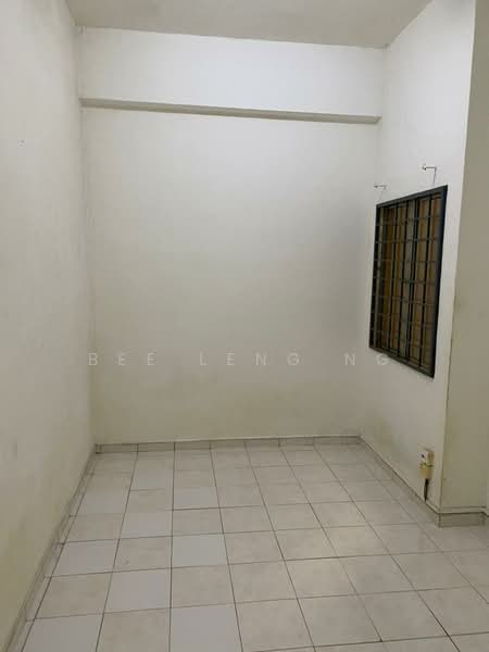 Rumah Flat untuk Dijual di Sri Manja Square Petaling Jaya - Bee Leng Ng - PropertyGuru.com.my