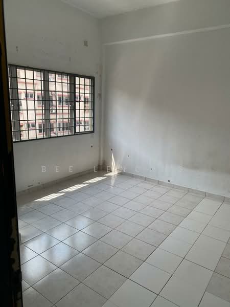 Rumah Flat untuk Dijual di Sri Manja Square Petaling Jaya - Bee Leng Ng - PropertyGuru.com.my