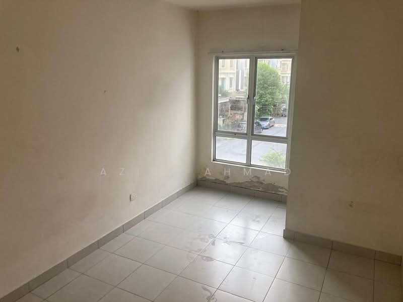 3-storey Terraced House for Sale in Taman Aman Permai (Bangi) - Azira Ahmad - Interior - PropertyGuru.com.my