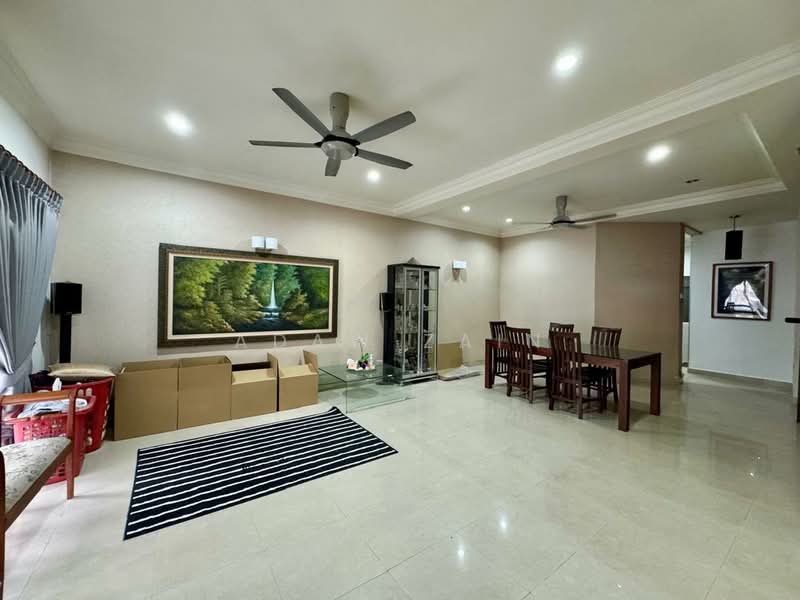 2-storey Terraced House for Sale in Bukit Jelutong (Shah Alam) - Adaw Zain - Living Room - PropertyGuru.com.my