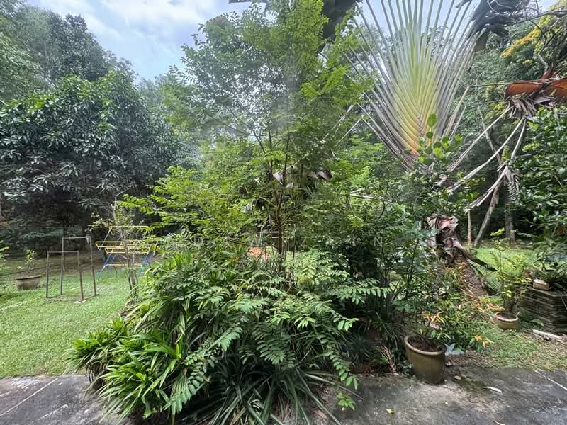 2-storey Terraced House for Sale in Bukit Jelutong (Shah Alam) - Adaw Zain - Garden - PropertyGuru.com.my