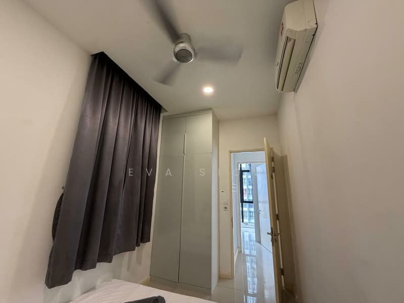 Service Residence for Sale at D'Pristine - Eva Siow - Bedroom - PropertyGuru.com.my