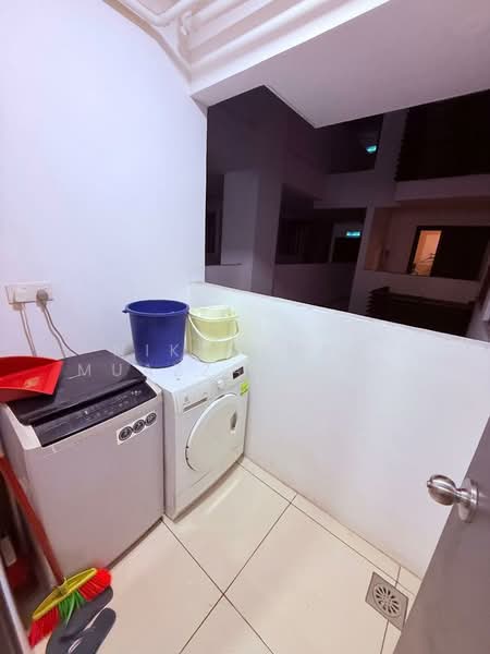Servis Apartment untuk Disewa di Emira Residence - Nik Ahmad Muazzam Bin Nik Mazlan - Balcony - PropertyGuru.com.my