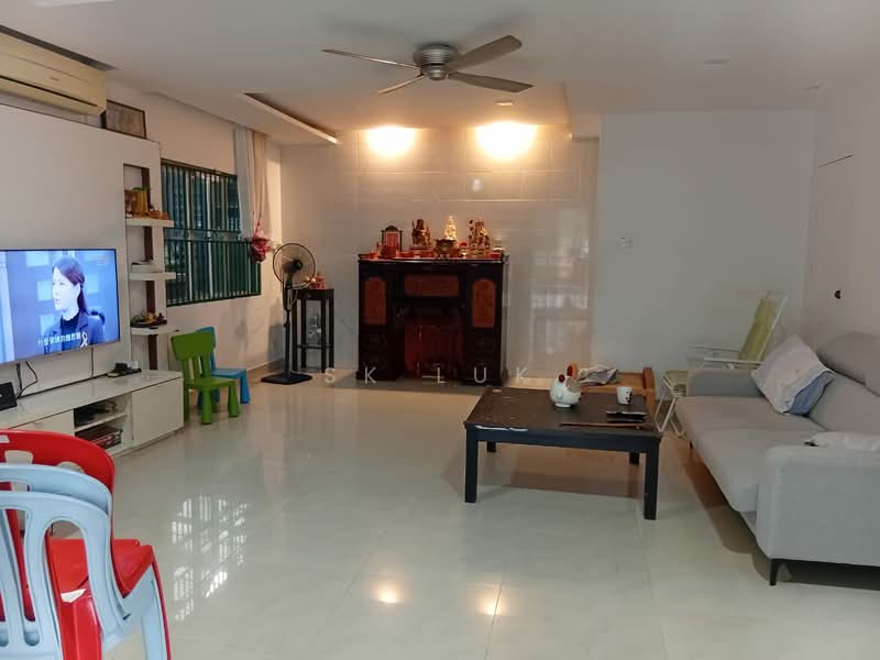 2-storey Terraced House for Sale in Rawang Perdana 2 (Rawang) - SK Luk - Living Room - PropertyGuru.com.my