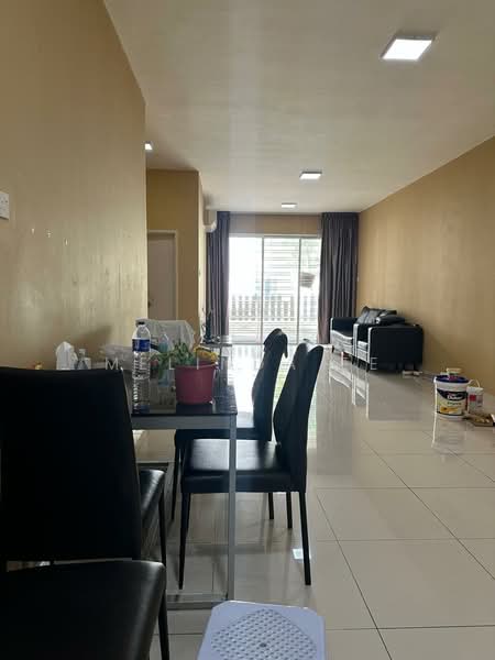Service Residence for Sale at KSL Residence @ Daya - Melinda Ee - Living Room - PropertyGuru.com.my