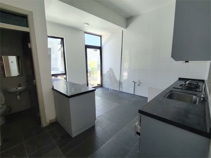 Rumah Teres 2 Tingkat untuk Disewa di East Ledang (Iskandar Puteri (Nusajaya)) - SJ CHAN - Kitchen - PropertyGuru.com.my