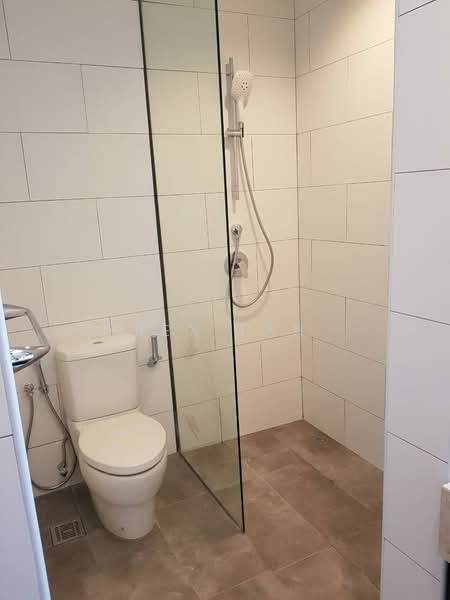 Kondominium untuk Dijual di Twy Duplex Condos - Rex Tan - Bathroom - PropertyGuru.com.my