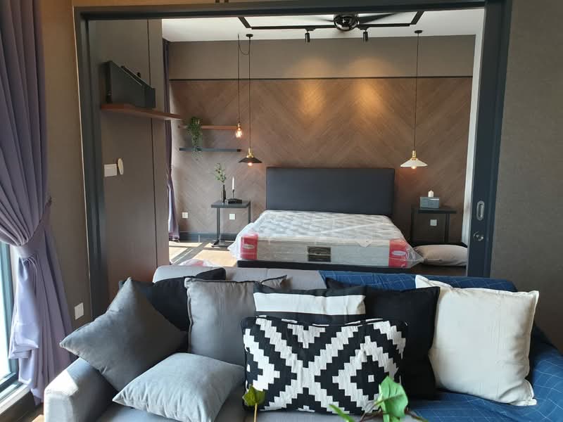 Apartment for Sale at V Residence Suites @ Sunway Velocity - Billy Tan - Bedroom - PropertyGuru.com.my