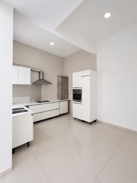Terraced House for Rent in Damansara Perdana (Selangor) - Jamie Huynh - Kitchen - PropertyGuru.com.my