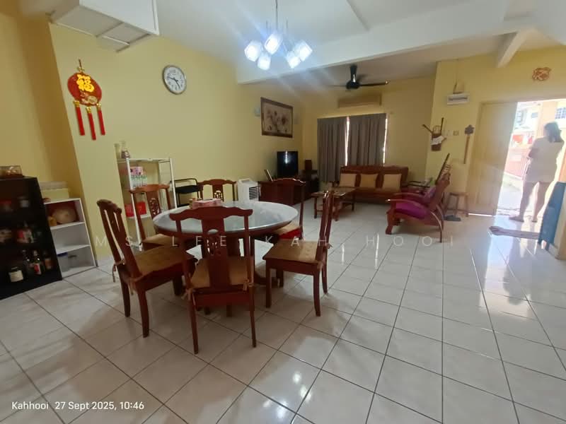 Rumah Teres 2 Tingkat untuk Dijual di Sungai Buloh (Selangor) - Ms Lee kah Hooi - Living Room - PropertyGuru.com.my
