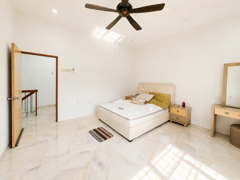 Rumah Teres 2 Tingkat untuk Dijual di Taman Saga (Klang) - James Teoh - Bedroom - PropertyGuru.com.my