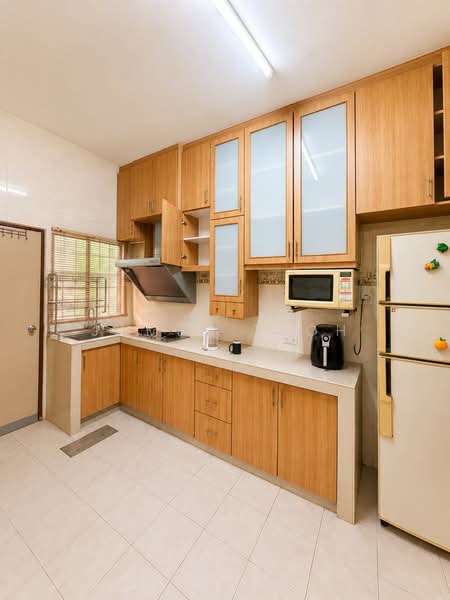 Rumah Teres 2 Tingkat untuk Dijual di Taman Saga (Klang) - James Teoh - Kitchen - PropertyGuru.com.my