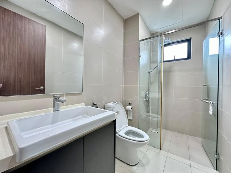 Servis Apartment untuk Disewa di Green Haven - Alex How - Bathroom - PropertyGuru.com.my