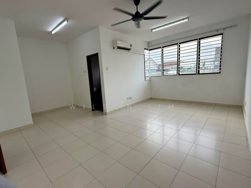 2-storey Terraced House for Rent in Bandar Puteri Klang (Klang) - Wilson Lim - Living Room - PropertyGuru.com.my