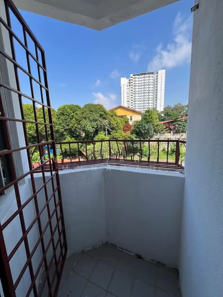 Terraced House for Sale in Kajang (Selangor) - Muna Zawani Muhamad - Balcony - PropertyGuru.com.my
