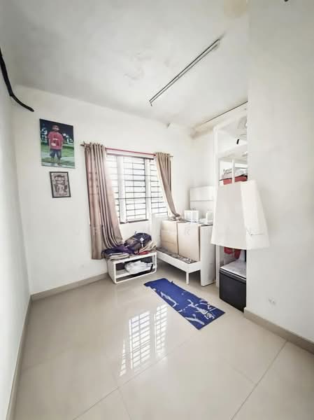 Rumah Teres 1 Tingkat untuk Dijual di Taman Rinting (Masai) - Sufi Norman - Bedroom - PropertyGuru.com.my