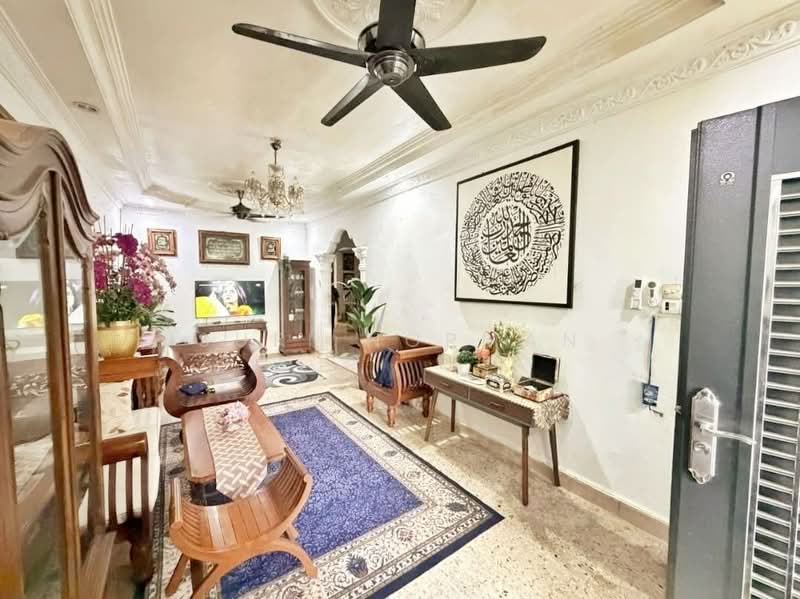 Rumah Teres 1 Tingkat untuk Dijual di Taman Rinting (Masai) - Sufi Norman - Living Room - PropertyGuru.com.my
