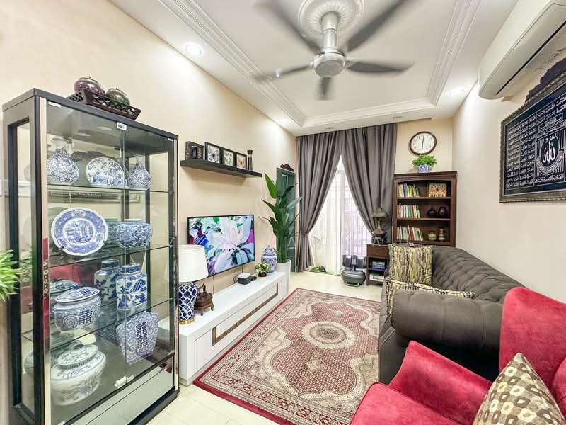 Condominium for Sale at Lakefront Homes - Azira Ahmad - Living Room - PropertyGuru.com.my