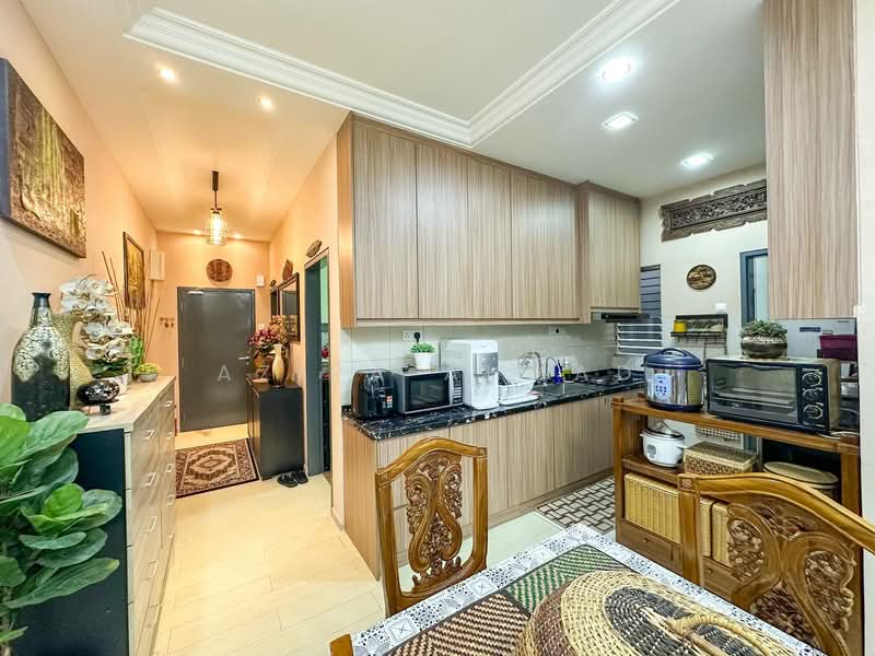 Condominium for Sale at Lakefront Homes - Azira Ahmad - Kitchen - PropertyGuru.com.my