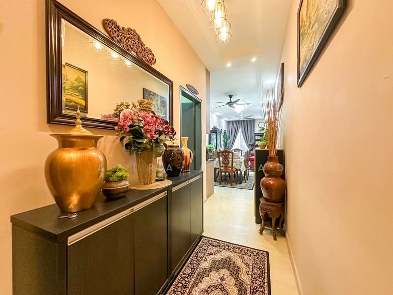 Condominium for Sale at Lakefront Homes - Azira Ahmad - Corridor - PropertyGuru.com.my