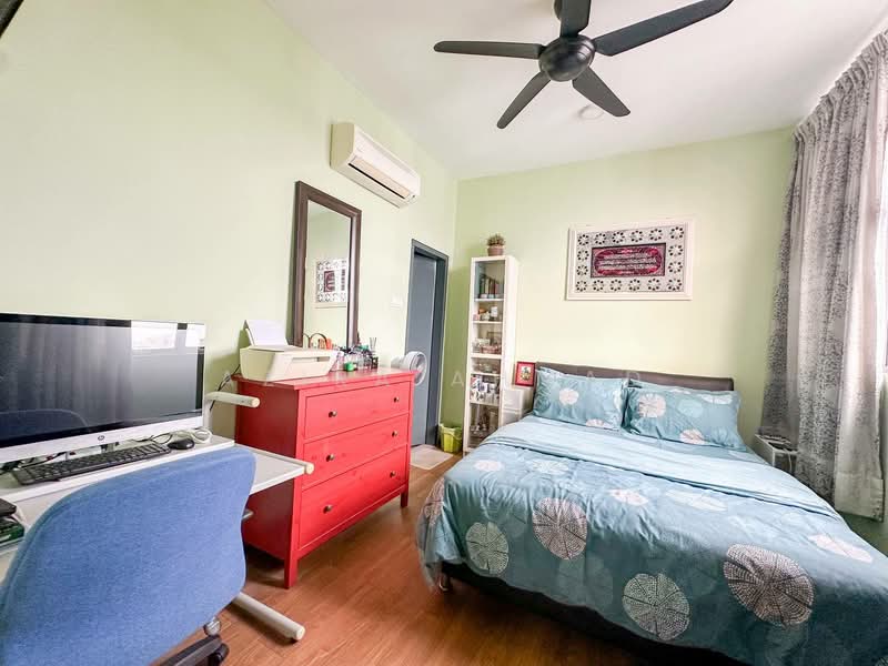 Condominium for Sale at Lakefront Homes - Azira Ahmad - PropertyGuru.com.my