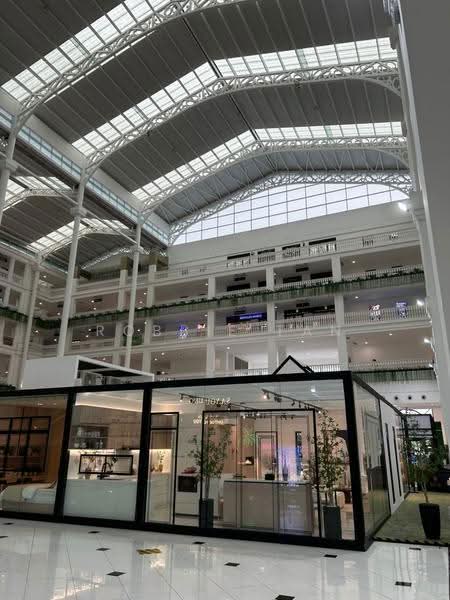 Retail Space for Rent in Iskandar Puteri (Nusajaya) (Johor) - Robbie Tan - Interior - PropertyGuru.com.my