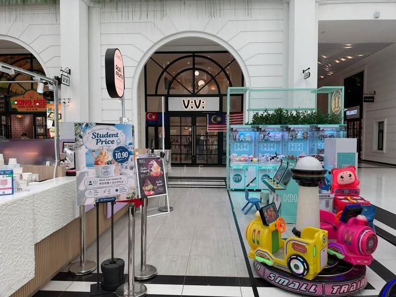 Retail Space for Rent in Iskandar Puteri (Nusajaya) (Johor) - Robbie Tan - Entrance - PropertyGuru.com.my