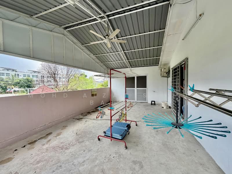 2-storey Terraced House for Sale in Taman Semarak (Kajang) - Mohd Aizat Saiful Bahri - Balcony - PropertyGuru.com.my
