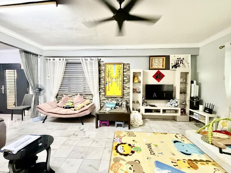 2-storey Terraced House for Sale in Taman Semarak (Kajang) - Mohd Aizat Saiful Bahri - Living Room - PropertyGuru.com.my