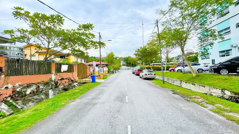 Rumah Berkembar untuk Dijual di Shah Alam (Selangor) - Zaffur Nazri - Exterior - PropertyGuru.com.my