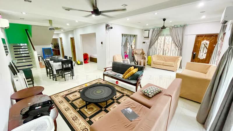 Rumah Berkembar untuk Dijual di Shah Alam (Selangor) - Zaffur Nazri - Living Room - PropertyGuru.com.my