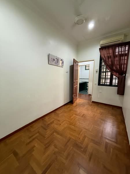 2-storey Terraced House for Sale in Taman Daya (Johor Bahru) - Annie Chai - Interior - PropertyGuru.com.my