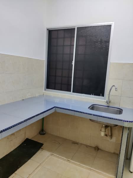 Pangsapuri untuk Disewa di Apartment Idaman - Cristleona Wee - Kitchen - PropertyGuru.com.my