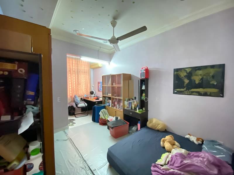 Rumah Teres 3-Tingkat untuk Dijual di Laman Rimbunan (Kepong) - Edmond Loke - Bedroom - PropertyGuru.com.my