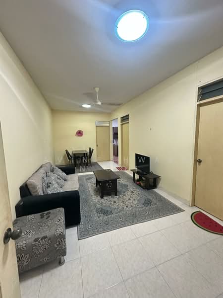 Pangsapuri untuk Disewa di Mentari Court - Kavineshwaran Ooi - Living Room - PropertyGuru.com.my
