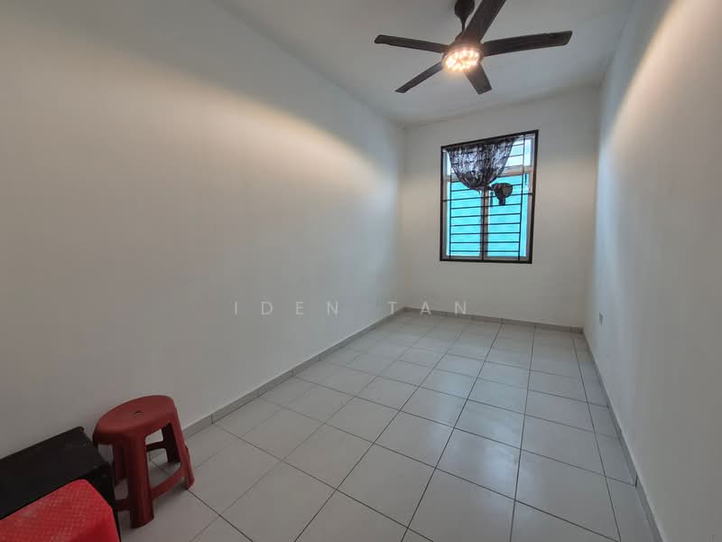 2.5-storey Terraced House for Sale in Taman Scientex Utama (Senai) - Iden Tan - Interior - PropertyGuru.com.my